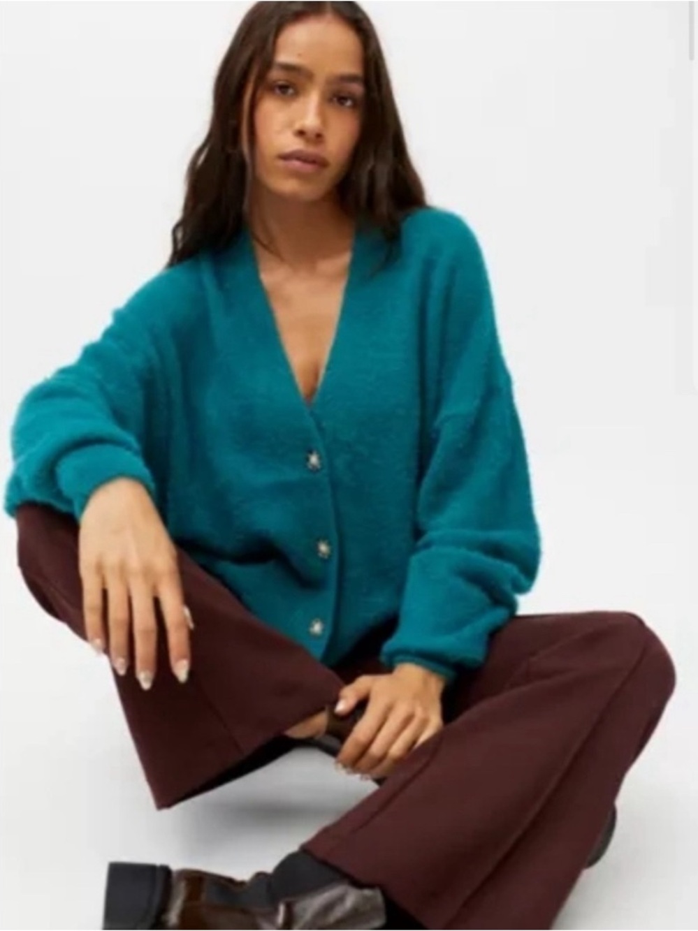 Urban Outfitters oversized Thea teal cropped fuzzy V neck cardigan Womens Medium